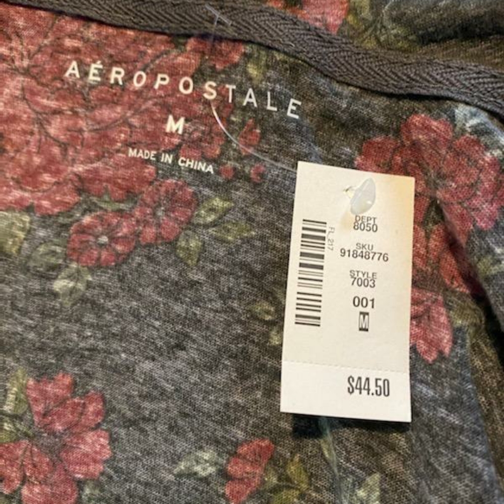 Long sleeve zip up aeropostale light material shir - Picture 3 of 3